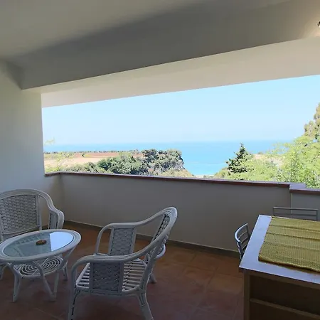 Rosy Villa Capo Vaticano