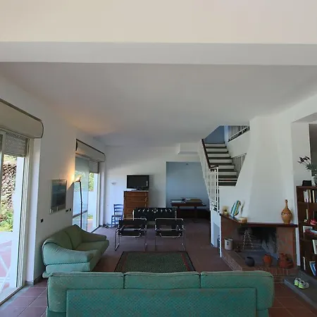 Rosy Villa